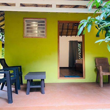 Hampi Village Resort & Tutti Cafe Zewnętrze zdjęcie