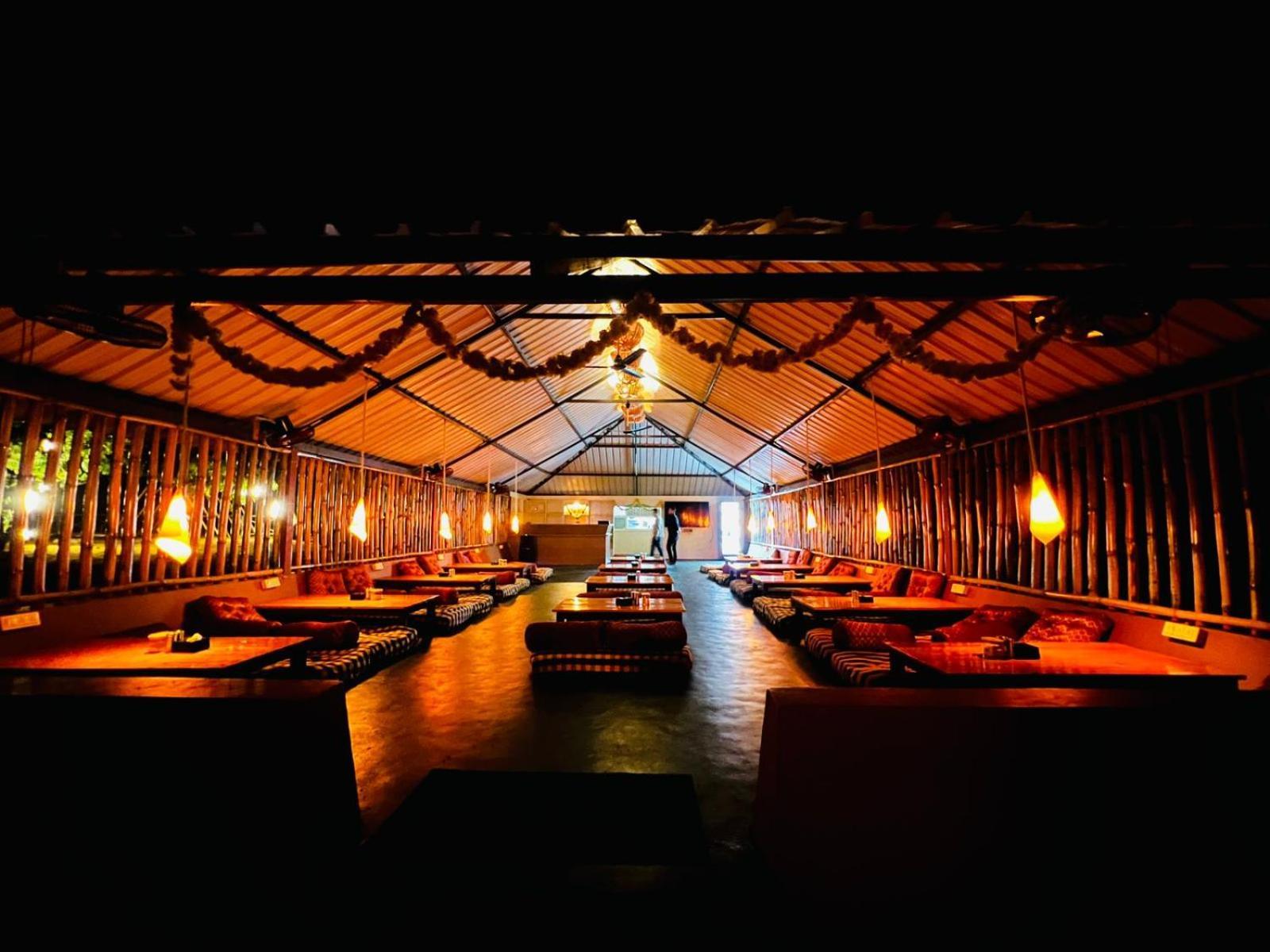 Hampi Village Resort & Tutti Cafe Zewnętrze zdjęcie