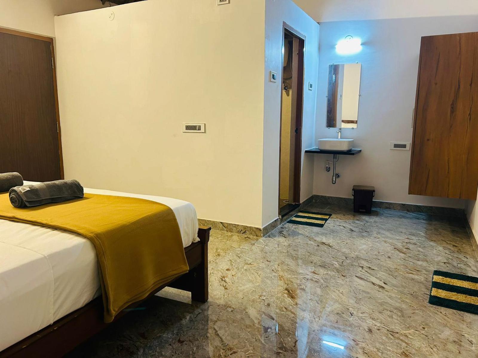 Hampi Village Resort & Tutti Cafe Zewnętrze zdjęcie