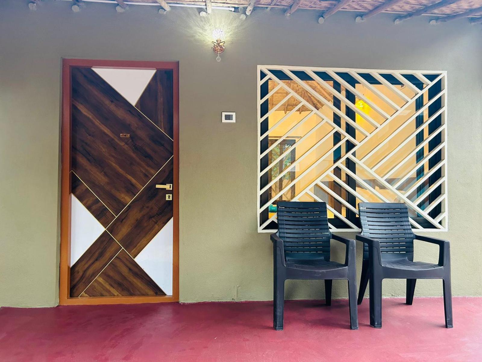 Hampi Village Resort & Tutti Cafe Zewnętrze zdjęcie
