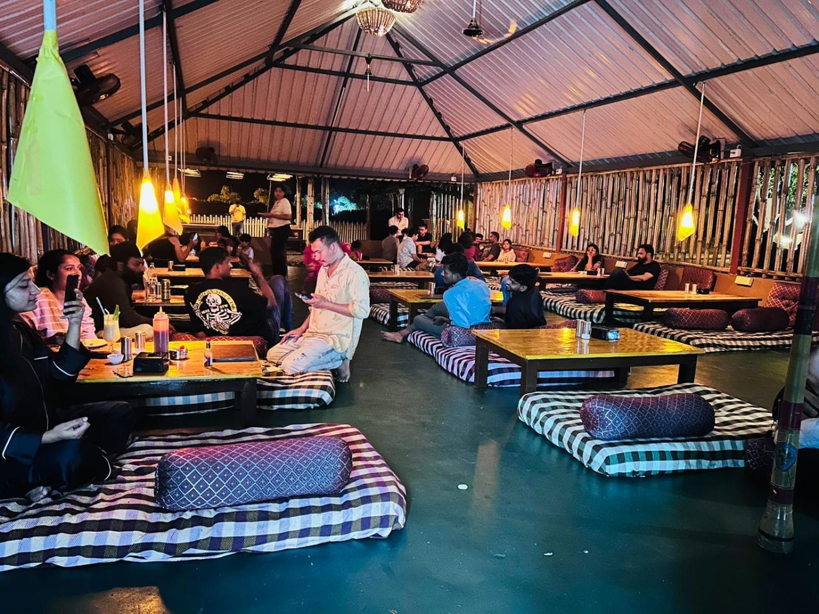 Hampi Village Resort & Tutti Cafe Zewnętrze zdjęcie