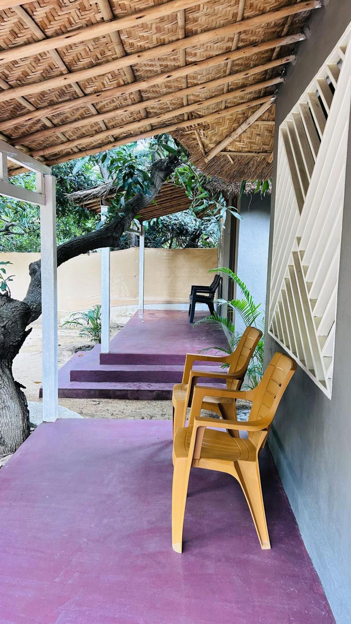 Hampi Village Resort & Tutti Cafe Zewnętrze zdjęcie